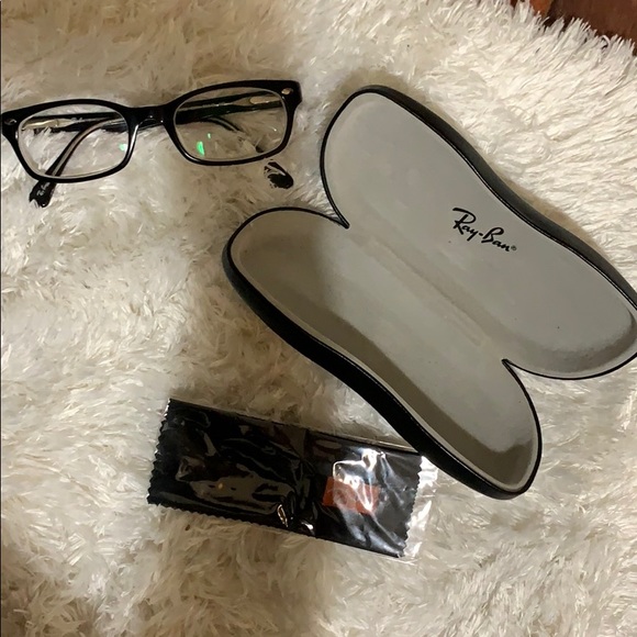 RAY BAN authentic Frames (with box and wipe) - Picture 2 of 6